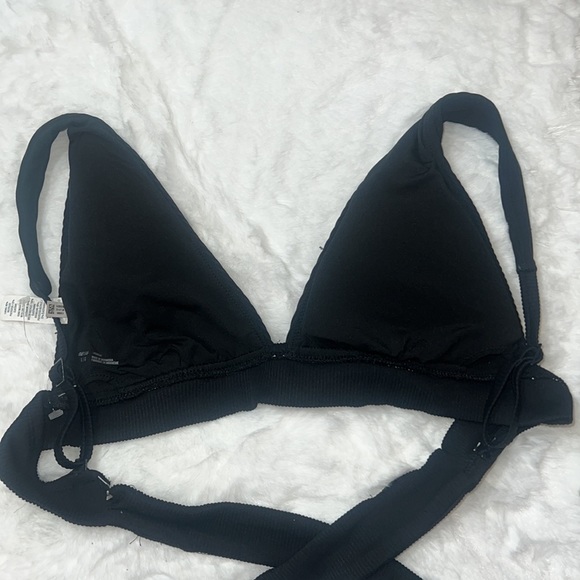 NWOT Aerie Triangle Bikini Top in size Large - Picture 2 of 4